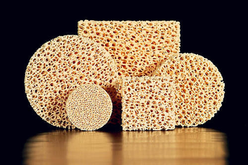 FILTROS CERÂMICOS DA ESPUMA DA ZIRCÔNIA PARA A FILTRAGEM DO FERRO FUNDIDO E DE LIGAS NÃO-FERROSAS