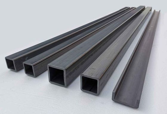 FEIXES QUADRADOS DO CARBONETO DE SILICONE E FEIXES QUADRADOS SEMI-ABERTOS