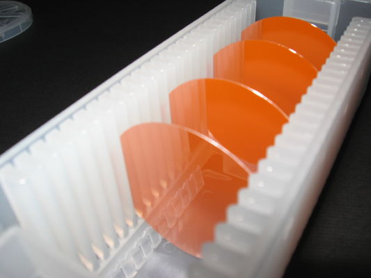 Fosforeto do gálio da bolacha de Gap do único cristal como o diodo emissor de luz amarelo e verde vermelho